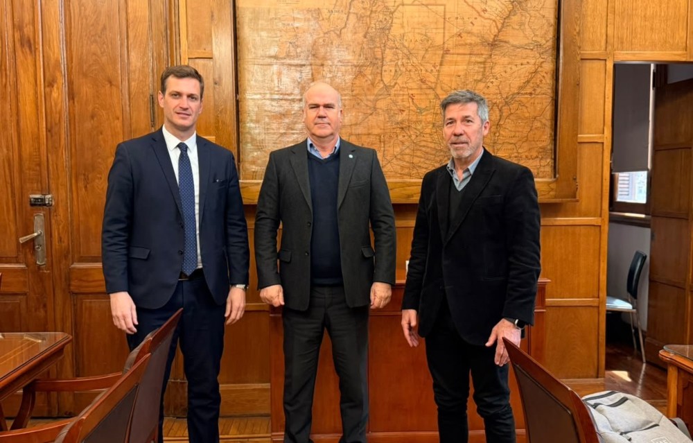 Ardohain y el secretario de Agricultura