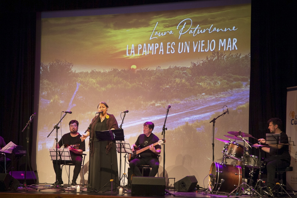 Laura Paturlanne en Mujer Patagonia